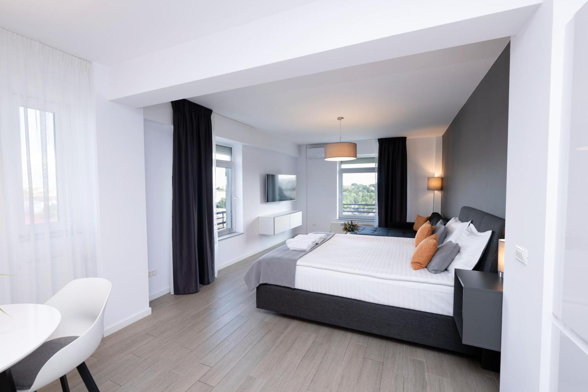 Lounge 8 Studios Oradea Buitenkant foto