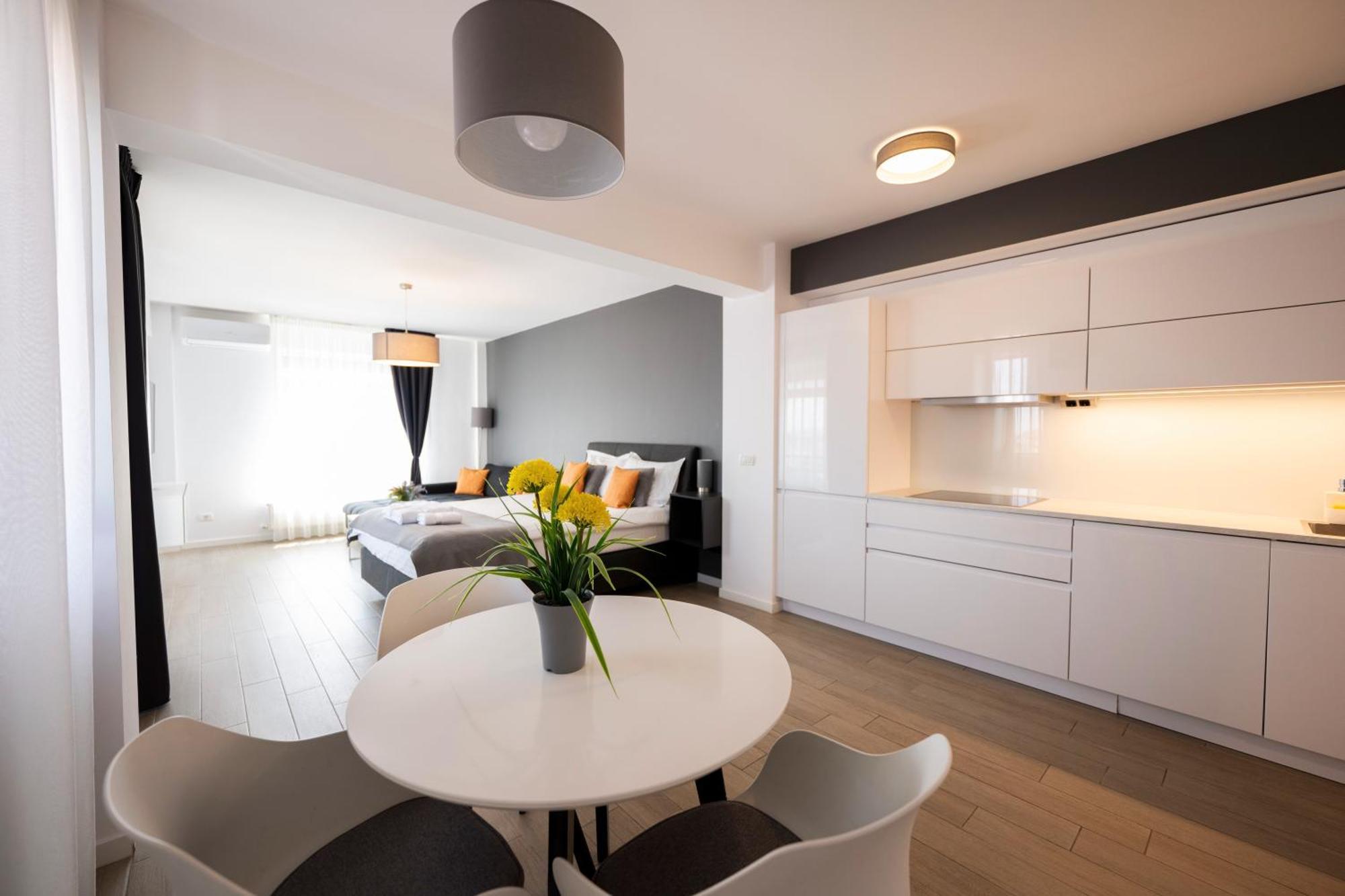 Lounge 8 Studios Oradea Buitenkant foto
